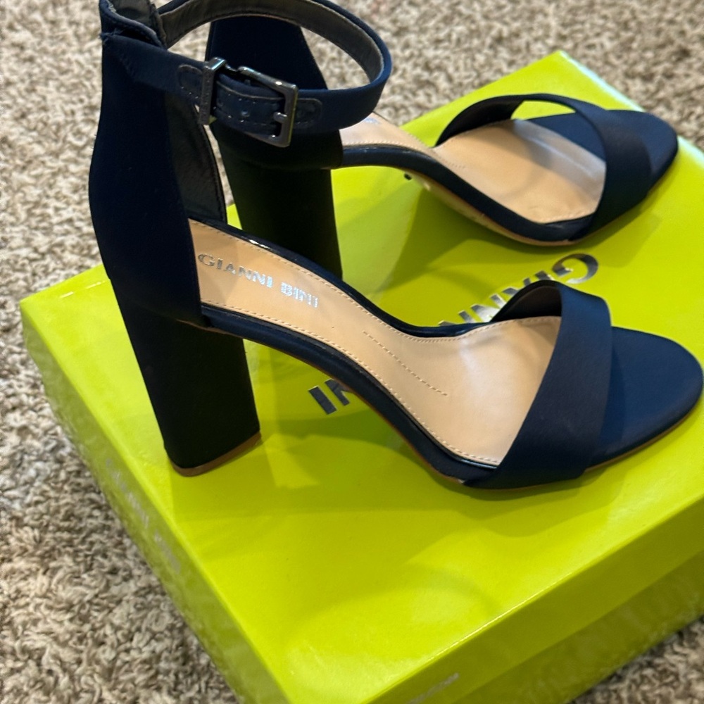 Gianni Bini Women's Navy Blue Sandals